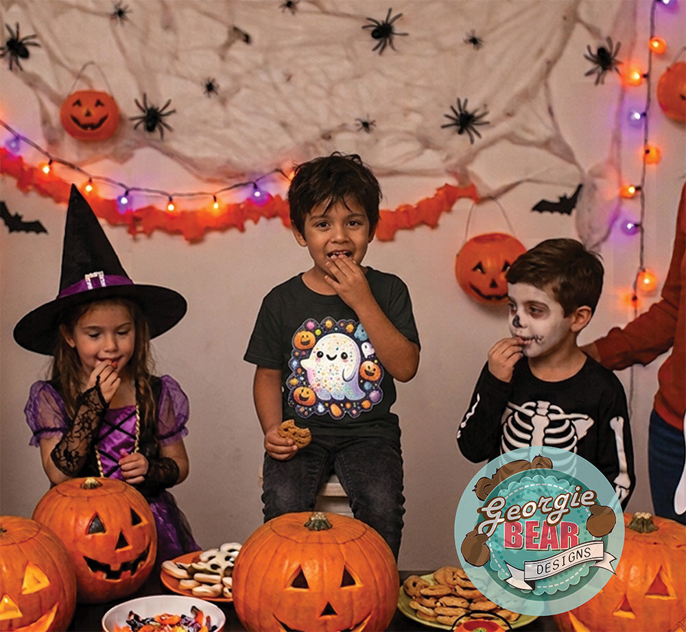 Happy Ghost and Halloween Pumpkins, Kids Black T-shirt